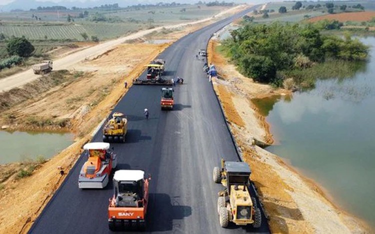 Bộ GTVT yêu cầu đơn vị QLDA chỉ đạo các nhà thầu tập trung nguồn lực đẩy nhanh thi công. Ảnh chỉ mang tính minh họa. Nguồn Internet