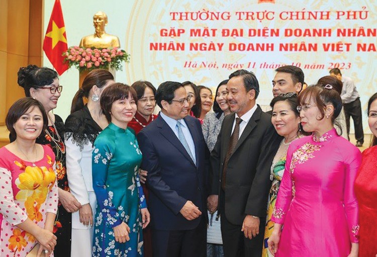 Tại cuộc gặp mặt doanh nghiệp nhân ngày Doanh nhân, Thủ tướng Phạm Minh Chính cho biết sẽ tập trung tổ chức triển khai hiệu quả Nghị quyết 41-NQ/TW vừa được Bộ Chính trị ban hành. Ảnh: Quý Bắc