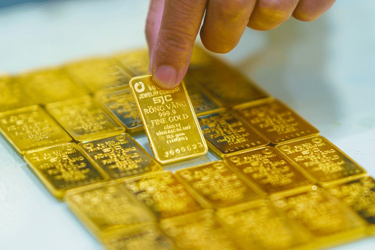 NHNN tiếp tục đấu thầu 16.800 lượng vàng miếng SJC vào sáng 21/5.