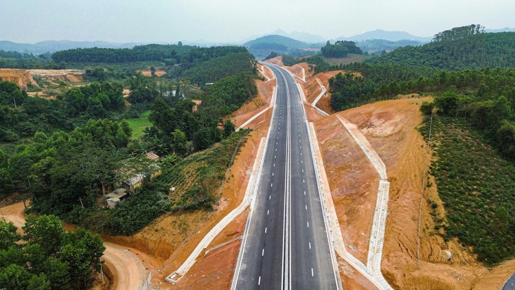 Một đoạn cao tốc Tuyên Quang - Phú Thọ.