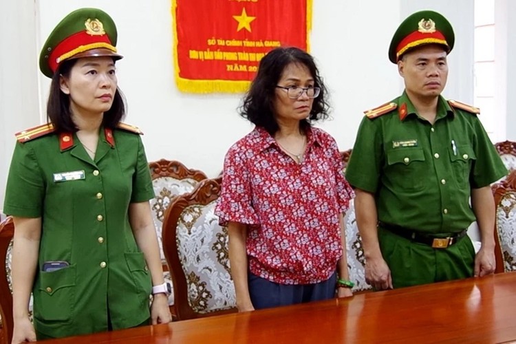 Khởi tố bị can, bắt tạm giam đối tượng Phùng Thị Hoa, Phó Giám đốc Sở Tài chính Hà Giang