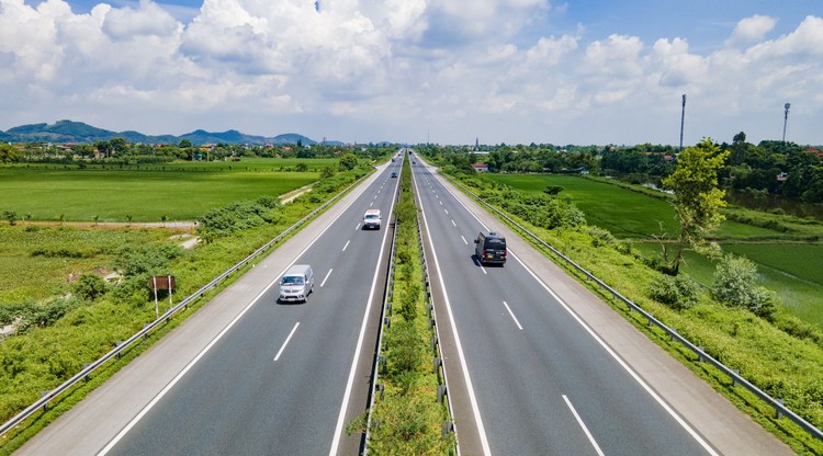 Một đoạn cao tốc Cầu Giẽ - Ninh Bình