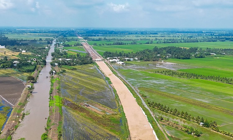 Thủ tướng yêu cầu hoàn thành cao tốc Cần Thơ - Cà Mau trước 31/12/2025. Ảnh minh họa