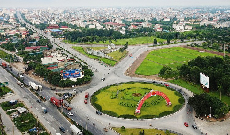 Công ty TNHH Tập đoàn Hưng Thịnh gặp nhiều thuận lợi trong
quá trình tham dự sơ tuyển thực hiện các dự án sử dụng đất tại Hải Dương. Ảnh:
Diệu Anh