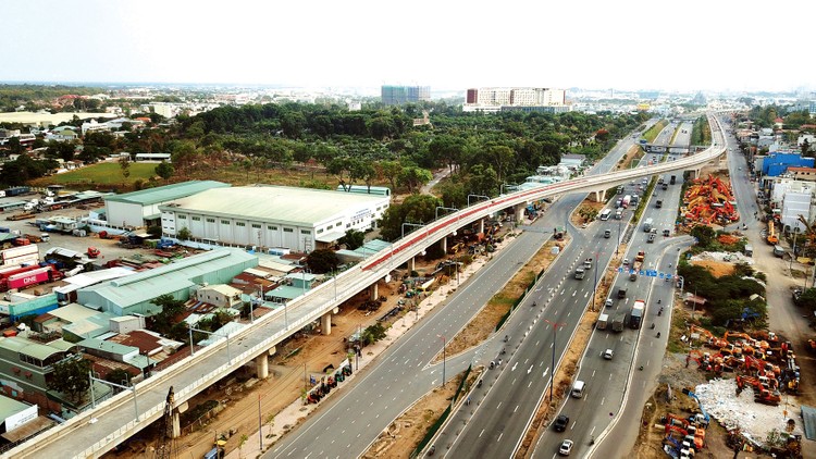 Việc thúc đẩy đầu tư công phải đảm bảo yếu tố tiên quyết là
hiệu quả, tạo giá trị lan tỏa đầu tư, tiêu dùng toàn xã hội. Ảnh: Lê Tiên