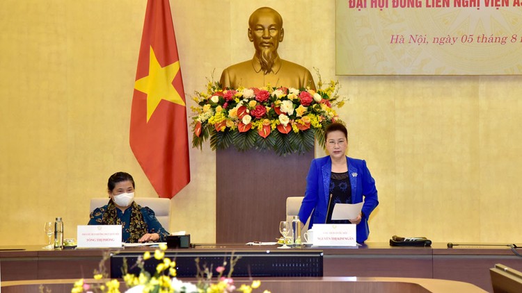 Chủ tịch Quốc hội Nguyễn Thị Kim Ngân chủ trì Phiên họp lần
thứ 2 Ban Chỉ đạo quốc gia, Ban Tổ chức AIPA 41. Ảnh: Vũ Lâm Hiển