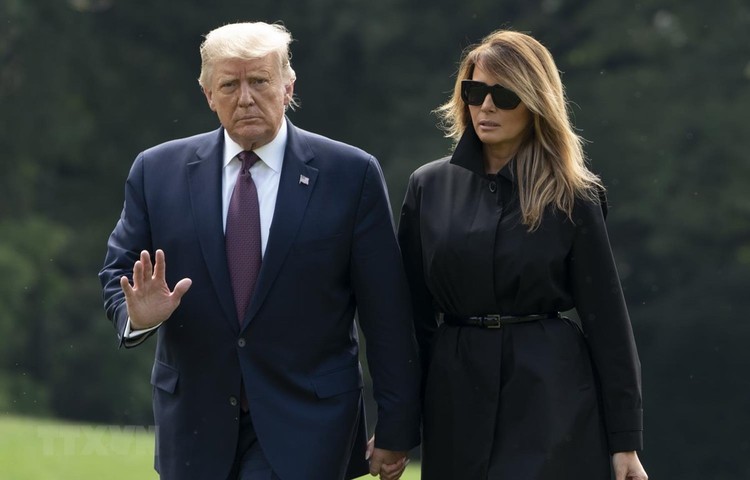 Tổng thống Mỹ Donald Trump cùng Đệ nhất phu nhân Melania Trump tại Nhà Trắng ngày 11/9 vừa qua. (Ảnh: AFP/TTXVN)