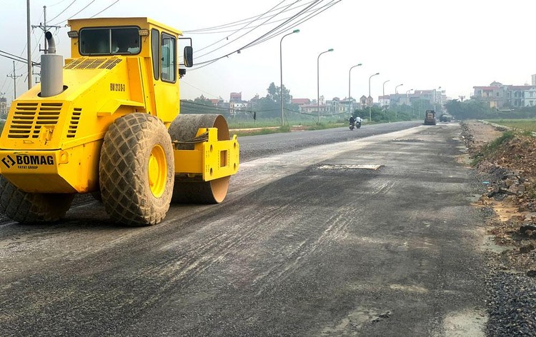 Một số gói thầu tại Sở Giao thông vận tải tỉnh Tuyên Quang được điều chỉnh lại bản vẽ thiết kế thi công, dự toán trong quá trình mời thầu. Ảnh: Nhã Chi