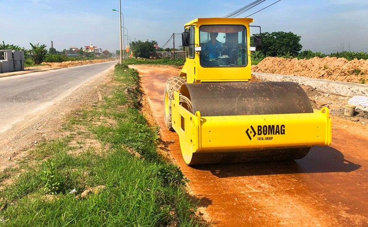 Bộ Kế hoạch và Đầu tư đề nghị các đơn vị liên quan báo cáo kết quả thực hiện và giải ngân vốn đầu tư công đến ngày 20/11/2021 và ước giải ngân cả năm 2021. Ảnh: Tiên Giang