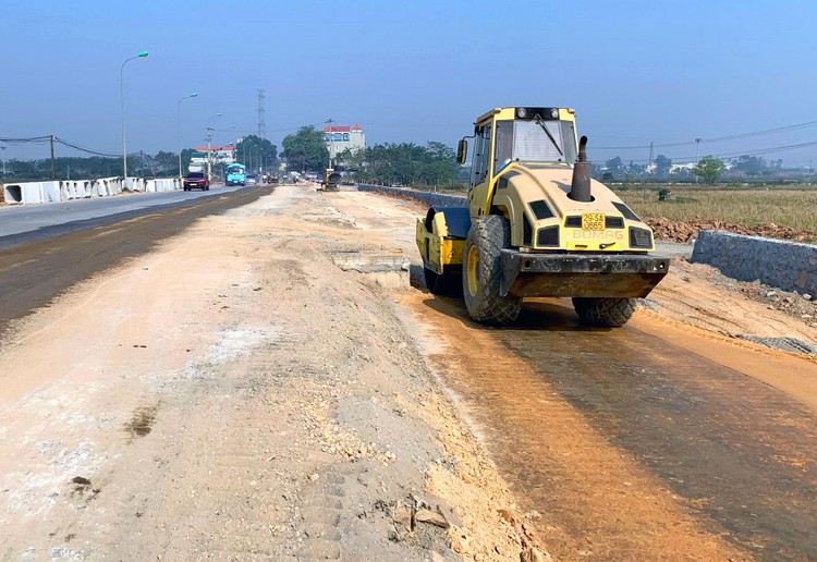 Dự án Nâng cấp, mở rộng tuyến đường liên tỉnh Hà Nội - Hưng Yên kéo dài, đoạn qua địa phận tỉnh Hưng Yên có tổng mức đầu tư 2.894 tỷ đồng. Ảnh minh họa: Nhã Chi