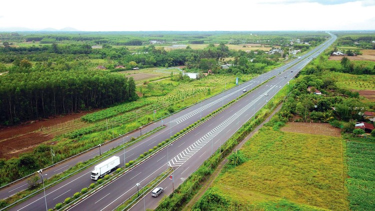 Cần có thời gian khai thác và kinh doanh dài (trên 10 năm) để doanh nghiệp tham gia quản lý, vận hành đường cao tốc. Ảnh: Lê Tiên