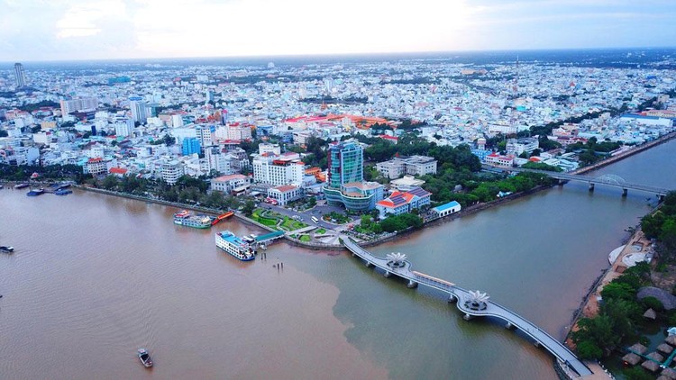 Dự án Phát triển thành phố Cần Thơ và tăng cường khả năng thích ứng của đô thị còn hơn 10 gói thầu xây lắp chưa được tổ chức lựa chọn nhà thầu. Ảnh: Lê Tiên