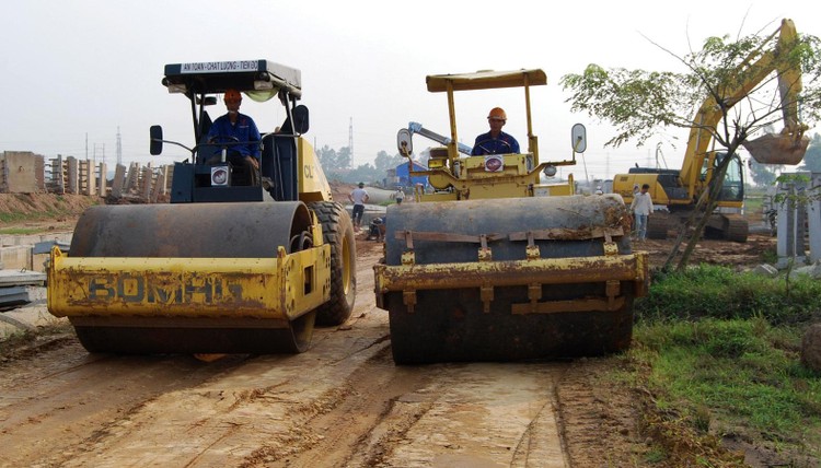 Trong 6 tháng đầu năm 2022, tỉnh Phú Thọ đã giải ngân được hơn 1.532 tỷ đồng vốn đầu tư công, đạt 47,8% kế hoạch năm. Ảnh minh họa: Tường Lâm