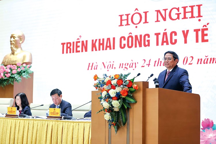 Thủ tướng Chính phủ Phạm Minh Chính phát biểu chỉ đạo tại Hội nghị Triển khai công tác y tế năm 2023. Ảnh: Quý Bắc