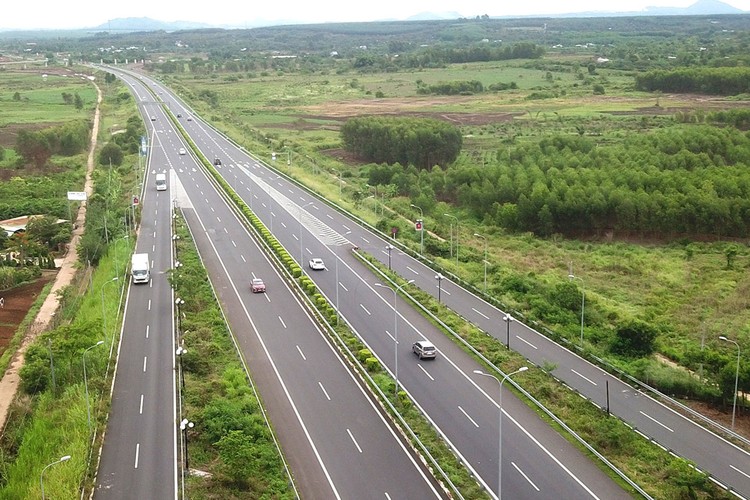 Cao tốc Châu Đốc - Cần Thơ - Sóc Trăng dài trên 188 km, đi qua địa bàn 4 tỉnh/thành phố là An Giang, Cần Thơ, Hậu Giang và Sóc Trăng. Ảnh minh họa: Tiên Giang