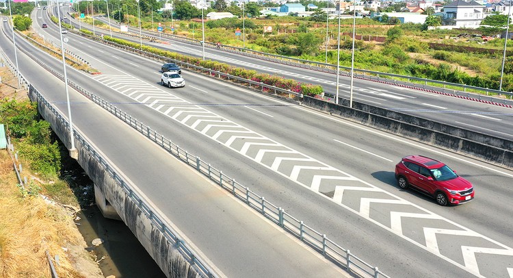 Cao tốc Biên Hòa - Vũng Tàu giai đoạn 1 dài 53,7 km, có tổng mức đầu tư 17.837 tỷ đồng. Ảnh minh họa: Tiên Giang