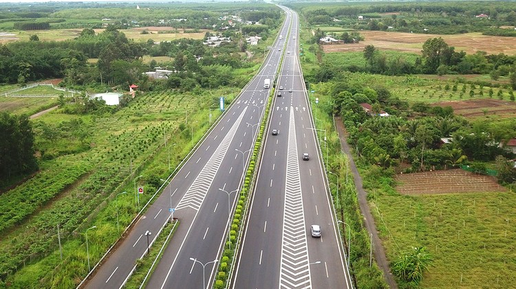 Nhà thầu mong muốn mở rộng phạm vi áp dụng cơ chế thưởng hợp đồng. Ảnh minh họa: Lê Tiên