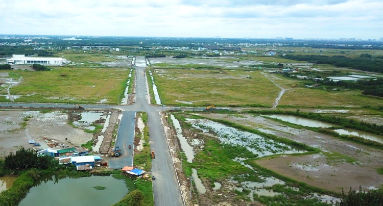 UBND tỉnh Long An kiến nghị cho phép chỉ định thầu đối với các gói thầu tư vấn xác định giá đất từ 100 triệu đồng đến dưới 500 triệu đồng không có nhà thầu tham dự. Ảnh minh họa: Nhã Chi