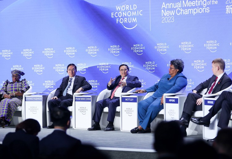 Thủ tướng Chính phủ Phạm Minh Chính tham dự Phiên khai mạc Diễn đàn Kinh tế thế giới tại Thiên Tân, Trung Quốc. Ảnh: Quý Bắc