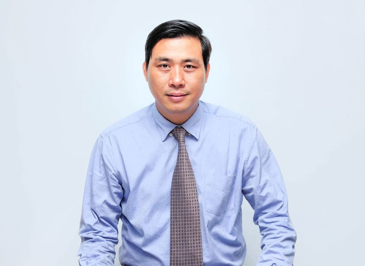 Ông Cao Tùng Lâm, Chủ tịch Công ty CP Xây dựng Phục Hưng Holdings