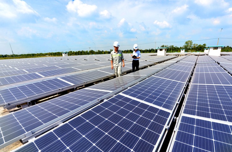 Điện mặt trời mái nhà là nguồn điện góp phần bảo đảm an ninh năng lượng được nêu rõ trong Quy hoạch Điện VIII. Ảnh: Quốc Tuấn