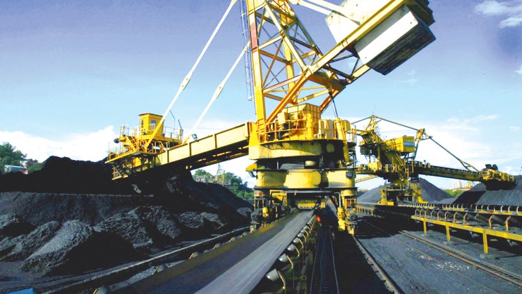 Công ty CP Tổng thầu Cơ khí và Xây dựng Đông Bắc chủ yếu thực hiện các gói thầu ngành than. Ảnh minh họa: Thi Thảo