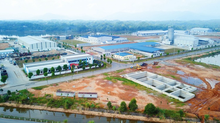 Nhà đầu tư Khu công nghiệp Cẩm Khê (Phú Thọ) sắp được bàn giao 210 ha đất để xây dựng hạ tầng giai đoạn tiếp theo. Ảnh: Nhã Chi