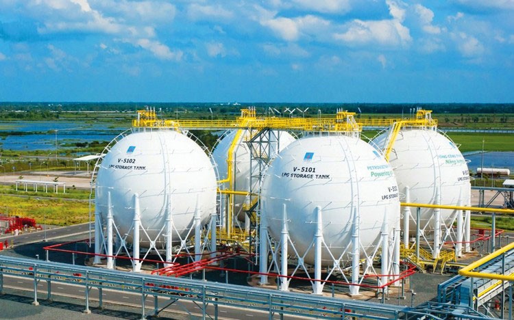 Dự án Nhà máy Nhiệt điện LNG Nghi Sơn có công suất 1.500 MW, được đầu tư tại phía Nam cảng Nghi Sơn thuộc xã Hải Hà, thị xã Nghi Sơn, tỉnh Thanh Hóa. Ảnh minh họa: Phú An