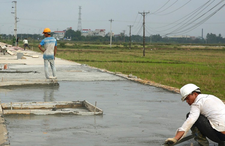 Gói thầu Xây lắp thuộc Dự án Đường nối từ thôn Đồng Văn, xã Đồng Giáp - thôn Cốc Ca, xã Khánh Khê, huyện Văn Quan, tỉnh Lạng Sơn đã chọn được nhà thầu. Ảnh minh họa: Nhã Chi