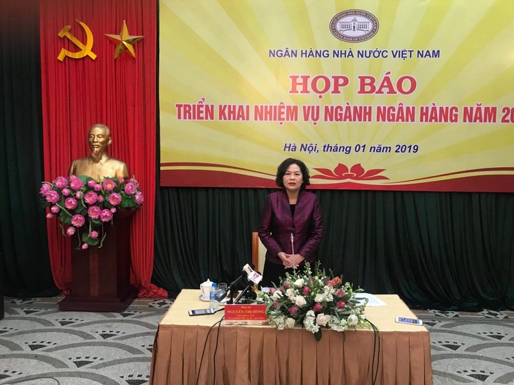 Năm 2019, NHNN tiếp tục triển khai và giám sát chặt chẽ việc thực hiện cơ cấu lại các TCTD gắn với xử lý nợ xấu. Ảnh: Lê Hường