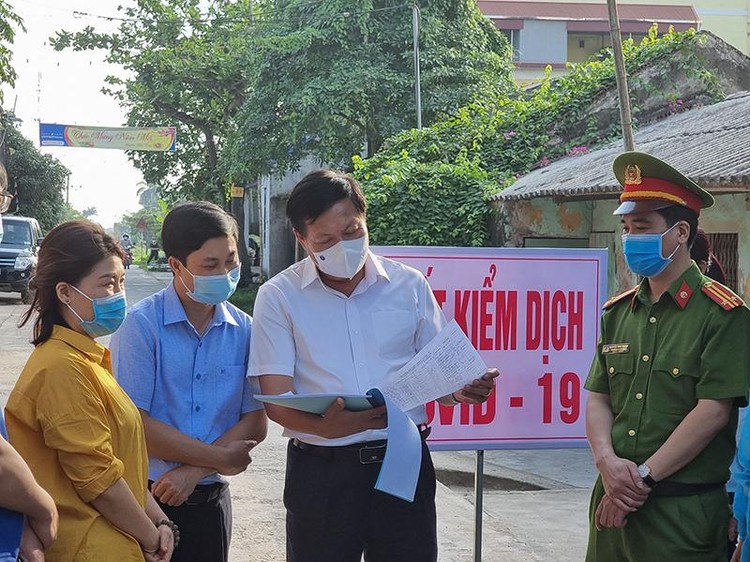 Nhu cầu chi cho công tác phòng chống dịch đối với các lực lượng tham gia phòng chống dịch như Công an, Quân đội và các địa phương là rất lớn. Ảnh: Internet 