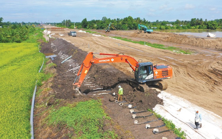 Việc sửa đổi quy định về tỷ lệ vốn nhà nước tham gia dự án, cơ chế chia sẻ rủi ro sẽ làm tăng sức hút của các dự án PPP giao thông. Ảnh: Lê Tiên