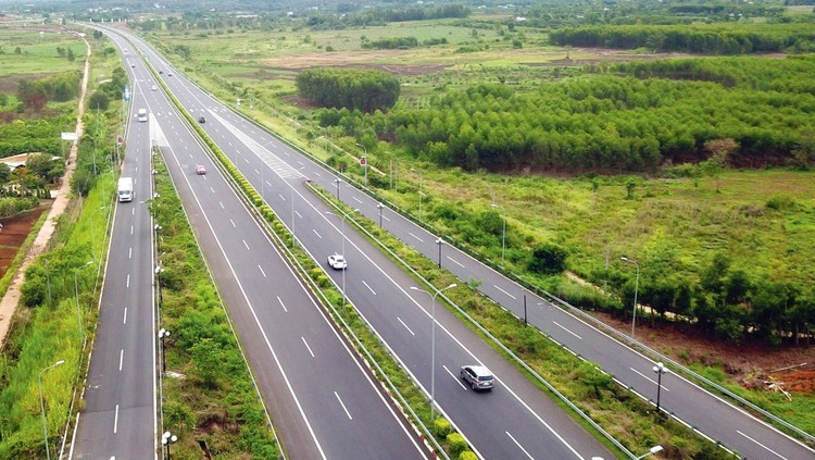 Dự án thành phần 1 thuộc Dự án đầu tư xây dựng đường bộ cao tốc Biên Hòa- Vũng Tàu (giai đoạn 1) với tổng mức đầu tư hơn 6.021 tỷ đồng, dự kiến khởi công ngày 30/6/2023. Ảnh minh họa: Lê Tiên