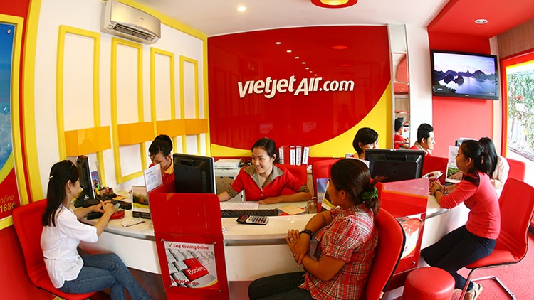 Vé máy bay tết: Vietjet giảm giá tới 40% cho các chuyến bay đêm