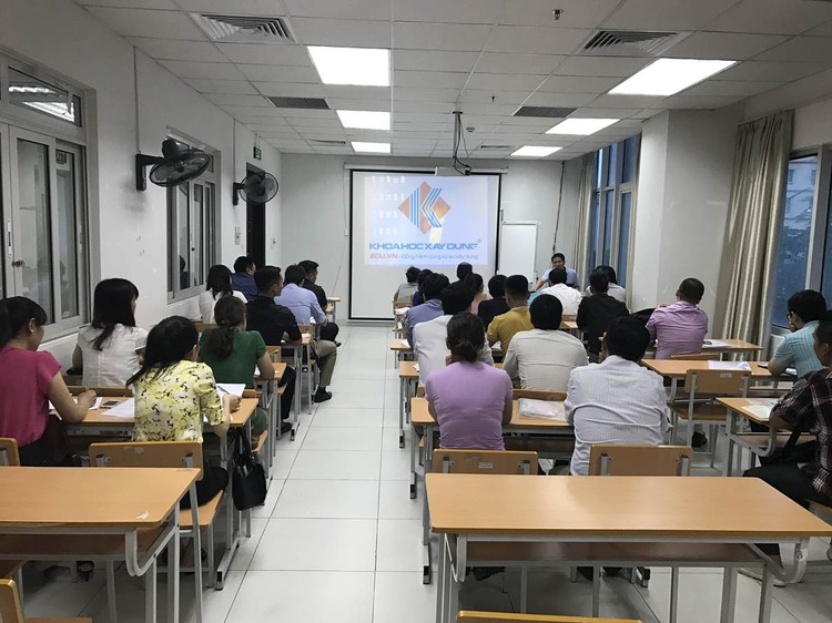 Người tham gia lập HSMT phải có Chứng chỉ đào tạo về đấu thầu. Ảnh minh họa: Internet