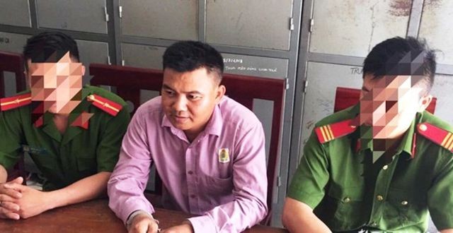 Moong Văn Tình tại cơ quan điều tra. (Ảnh: Q.T).