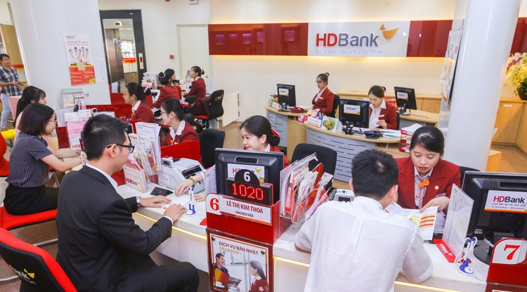 HDBank triển khai chương trình “Đặt vé máy bay - Vi vu thế giới” hoàn ngay tiền mặt, tặng các chuyến du lịch quốc tế 