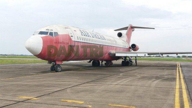 Chiếc Boeing 727 - 200 "phơi mưa, phơi nắng" ở sân bay Nội Bài 12 năm qua