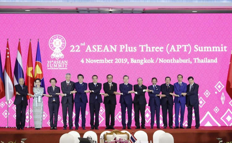 Các nhà lãnh đạo dự Hội nghị ASEAN+3. Ảnh: VGP