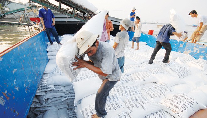 Ngậm ngùi không có thương hiệu Việt