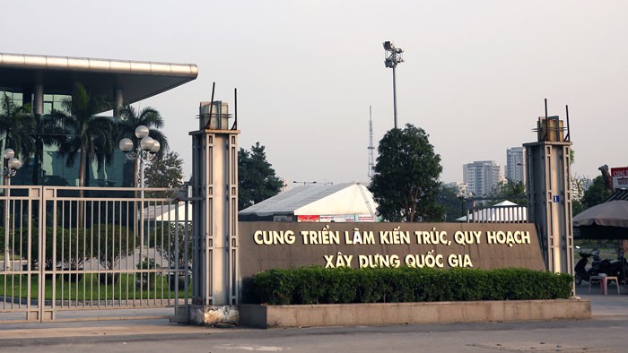 Dự án Sửa chữa, bảo trì hệ thống mô hình triển lãm, trang thiết bị hoạt động của Cung Triển lãm Quy hoạch Quốc gia năm 2013 có tổng mức đầu tư gần 3,7 tỷ đồng. Ảnh: Nhã Chi