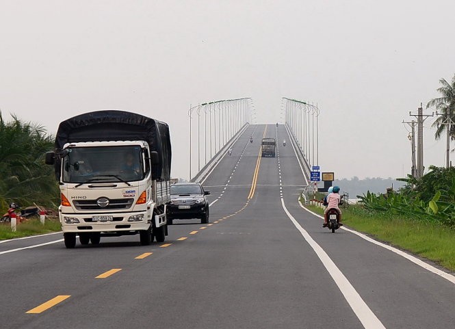 Cầu Cổ Chiên nối Bến Tre với Trà Vinh - Ảnh: T.T.D.