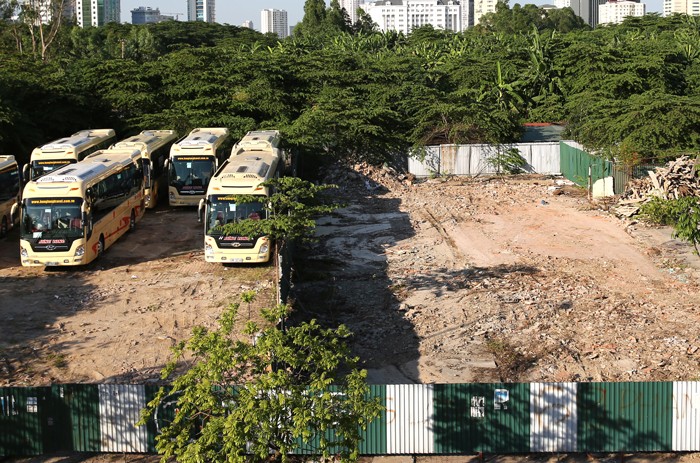 Việc đấu giá tài sản thi hành án bị vướng do khó bàn giao tài sản. Ảnh: Lê Tiên