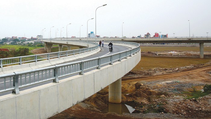 Bộ GTVT đề xuất xem xét, sửa đổi HSMT các gói thầu xây lắp sử dụng vốn ODA nhằm hài hòa với các quy định trong nước. Ảnh: Tiên Giang
