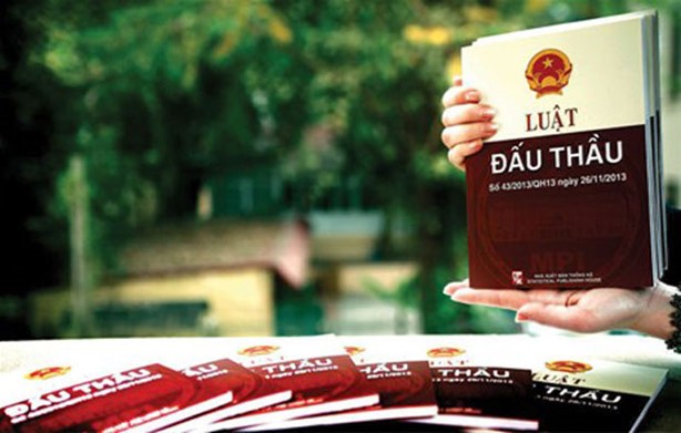 Tổ chuyên gia xét thầu tự tính toán thời gian thi công của nhà thầu