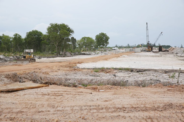 Để thu hút đầu tư, chính sách đất đai tại đơn vị hành chính - kinh tế đặc biệt cần có sự hấp dẫn, vượt trội so với quy định của pháp luật hiện hành. Ảnh: Nhã Chi