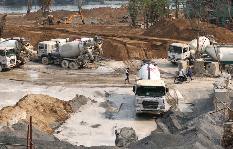 Nhiều thiết bị cho thuê tài chính đã bị Công ty Xi măng Lào Cai bán, gán nợ cho các đơn vị khác. Ảnh: Hoài Tâm