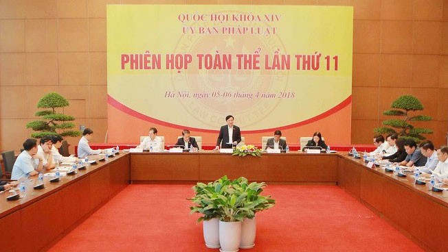 Toàn cảnh phiên họp toàn thể lần thứ 11 Ủy ban Pháp luật của Quốc hội. Ảnh: Dương Giang