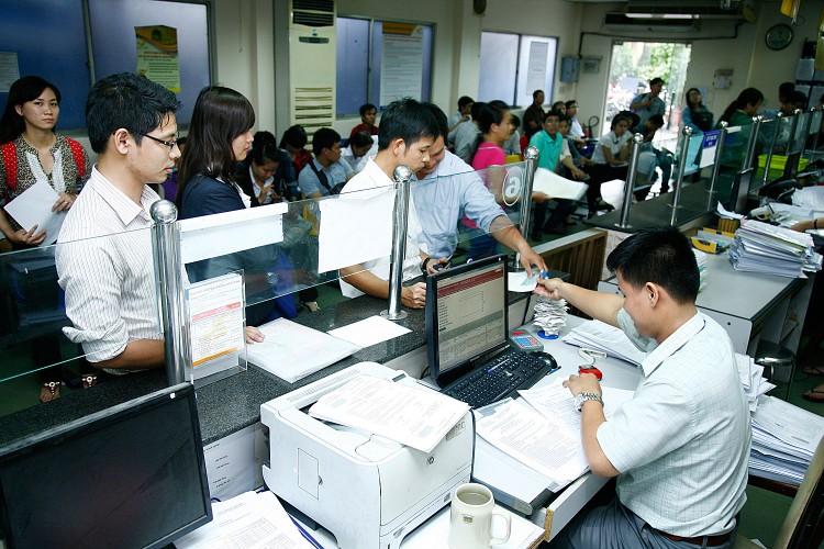 Ngân hàng Thế giới ghi nhận thời gian làm thủ tục khởi sự kinh doanh tại Việt Nam đã giảm từ 22 ngày xuống còn 17 ngày. Ảnh: Lê Tiên