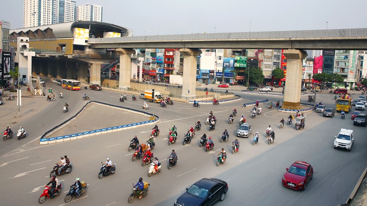 Hình thức đầu tư PPP đã góp phần đa dạng hóa nguồn vốn đầu tư phát triển hạ tầng, nhưng kết quả vẫn chưa được như kỳ vọng. Ảnh: Lê Tiên